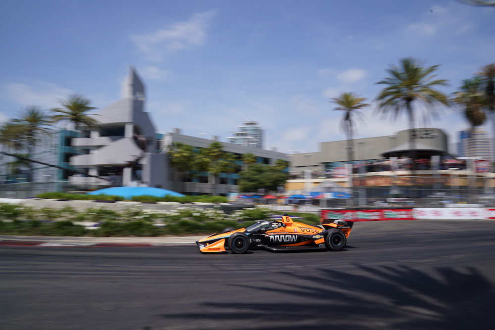 Pato O'Ward (ARROW McLaren SP) durante el Acura Grand Prix of Long Beach de la NTT INDYCAR SERIES 2022 (FOTO: Gustavo Rosso)